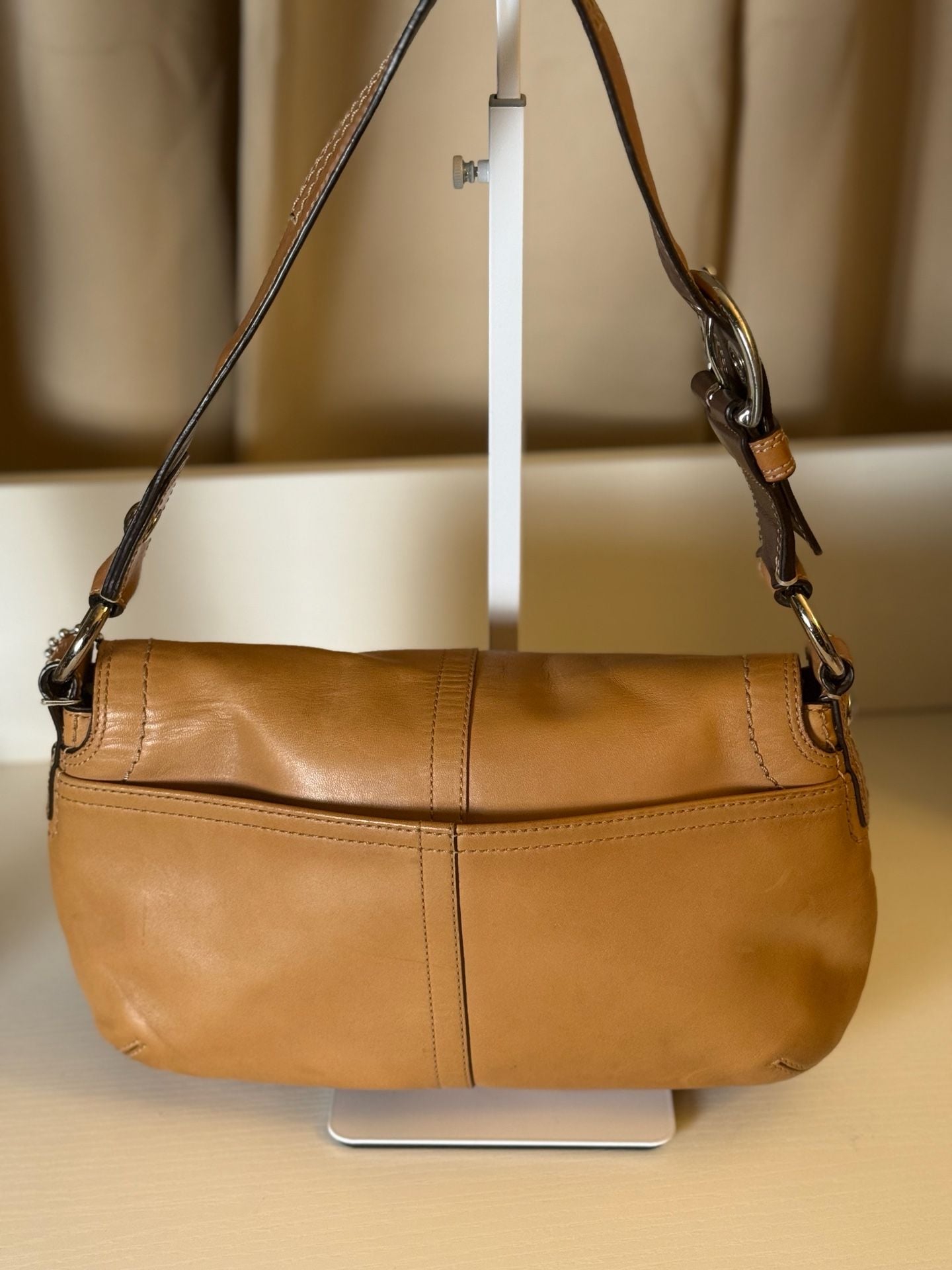 Coach Medium Soho Tan Leather Front Flap Buckle Shoulder Saddle Bag F13105 3