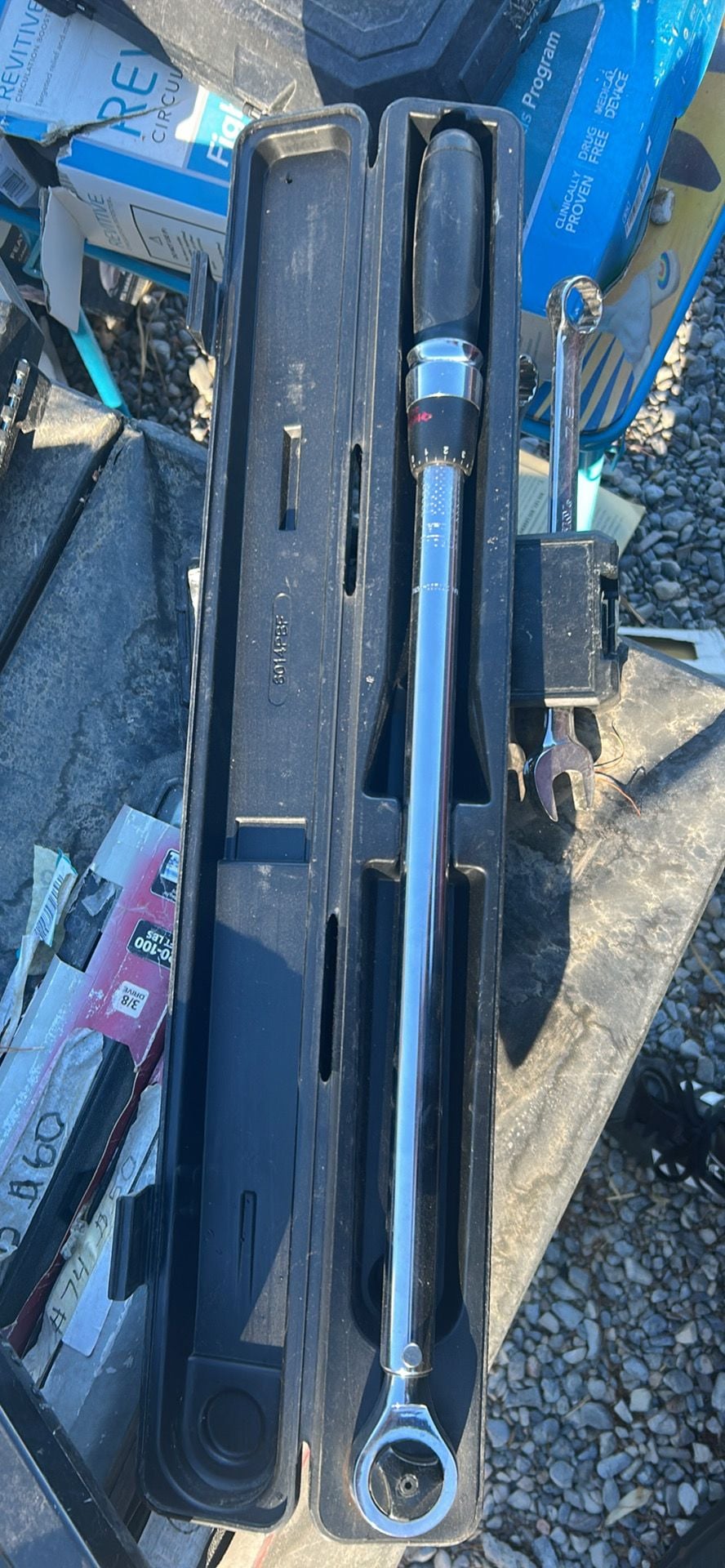 Husky 3/8 in. Drive Torque Wrench 20-100 Ft. Lbs.
40 each
8