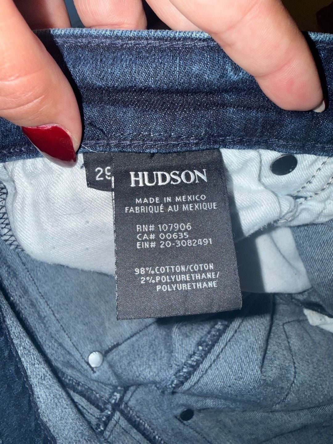 Hudson bailee mid rise crop baby foot jeans Size 29 7