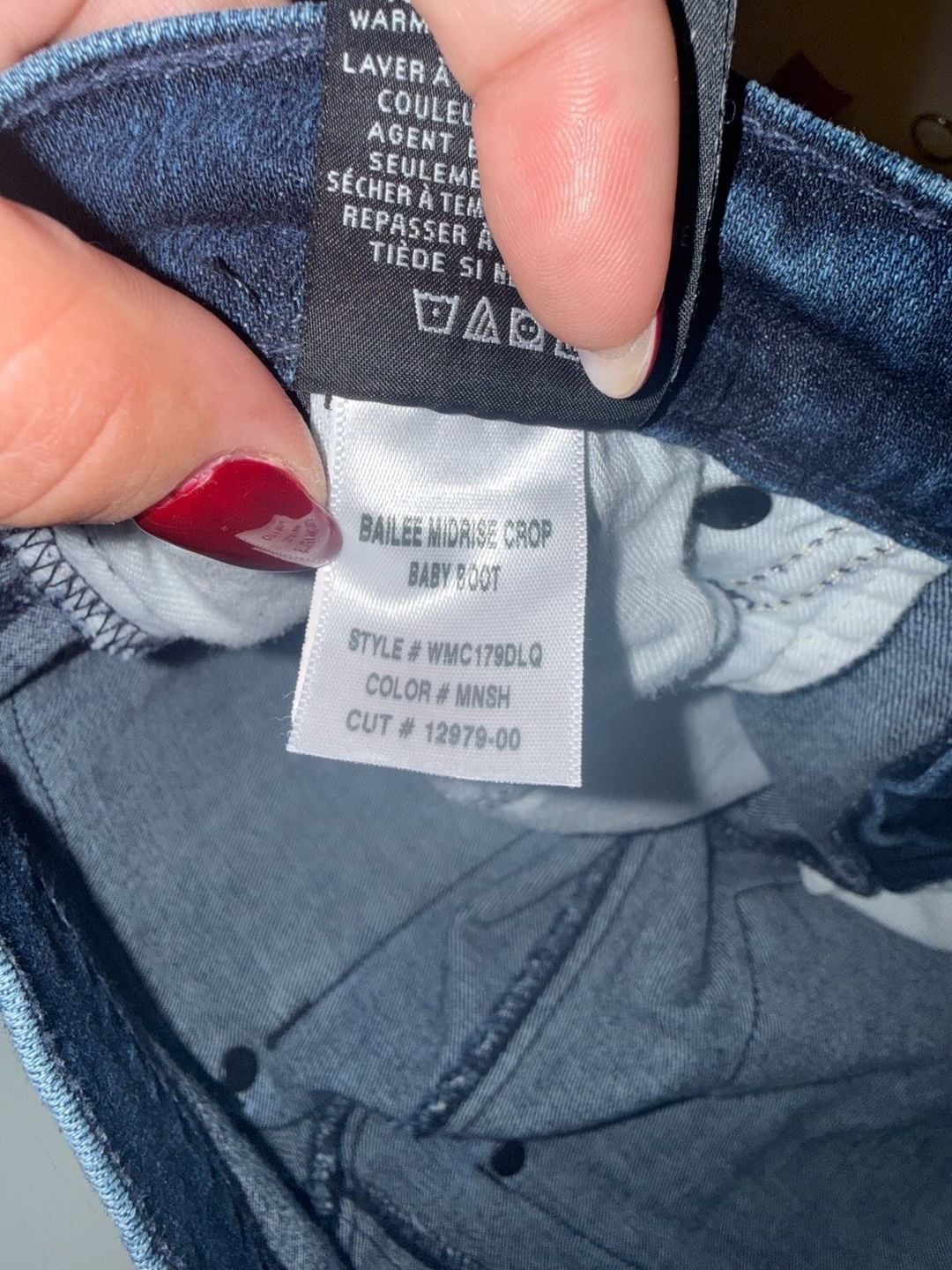 Hudson bailee mid rise crop baby foot jeans Size 29 8