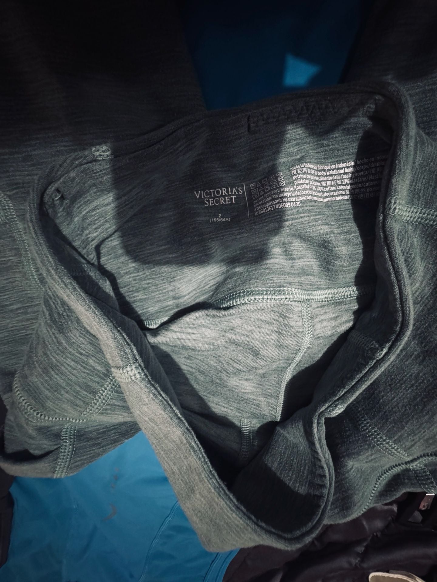 Victoria's Secret Studio 7/8 Legging Soft Pockets Heather Sage Mist 5