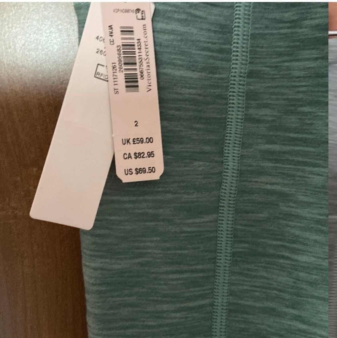 Victoria's Secret Seafoam High-Rise Studio 7/8 Legging Soft Pockets Size 2 4