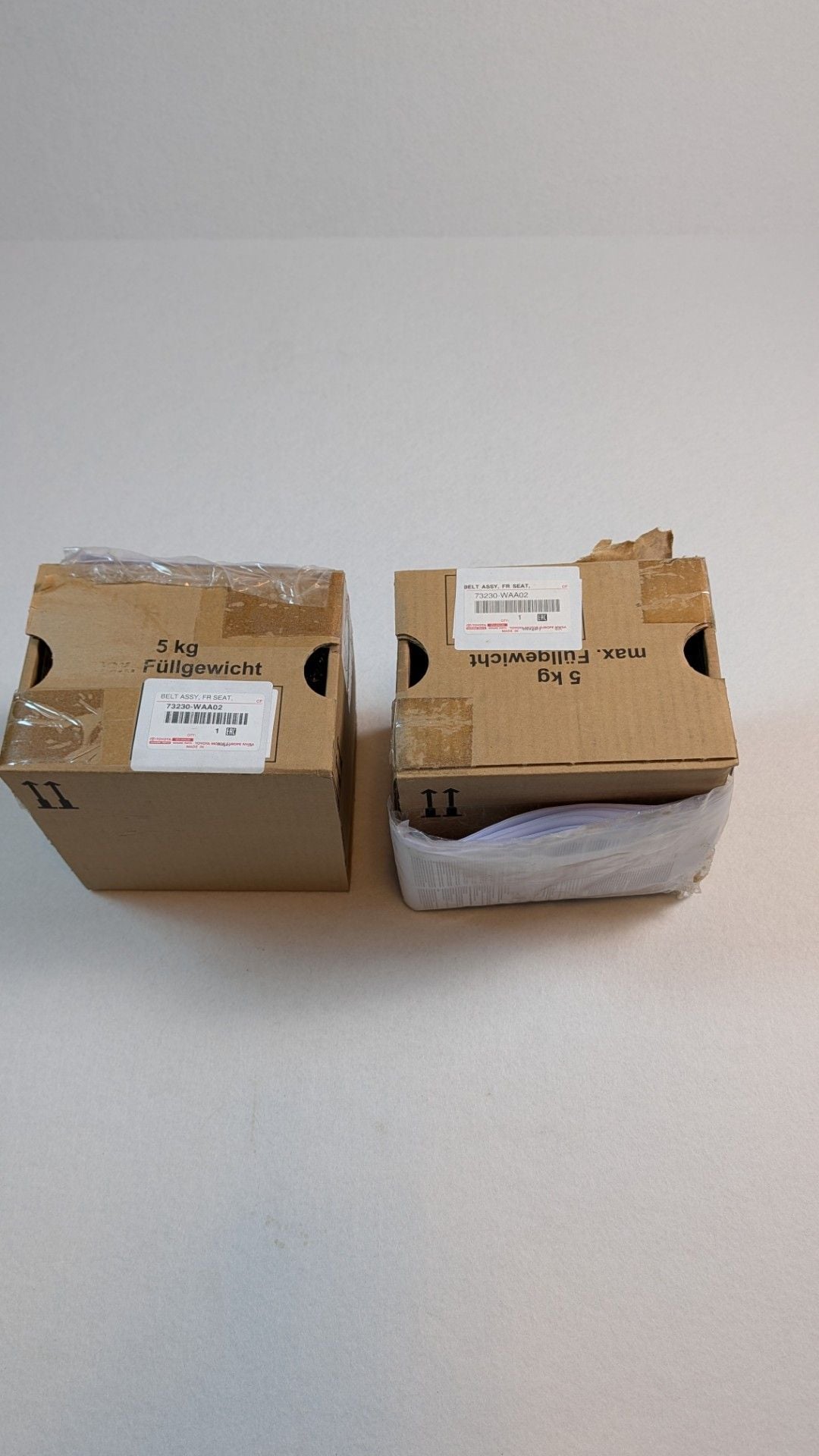 Toyota Genuine Parts Front Seat Belt Assembly 73230-WAA02 (2 Boxes) 1