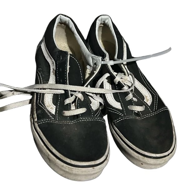 Kids Vans Old Skool Black and White Skate Sneakers