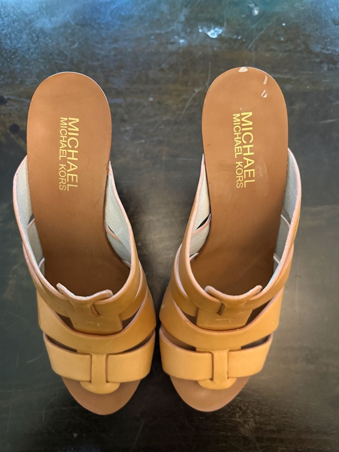 MICHAEL Michael Kors Somerly Leather Studded Mule Pump Peanut Brown Size 8.5M 5