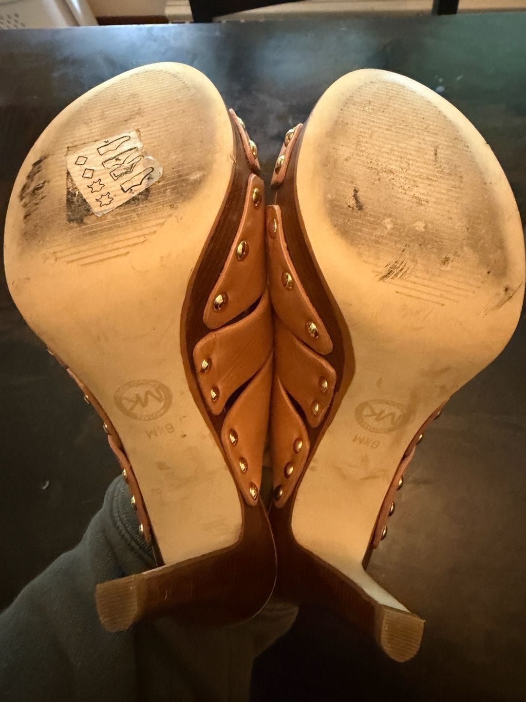 MICHAEL Michael Kors Somerly Leather Studded Mule Pump Peanut Brown Size 8.5M 8