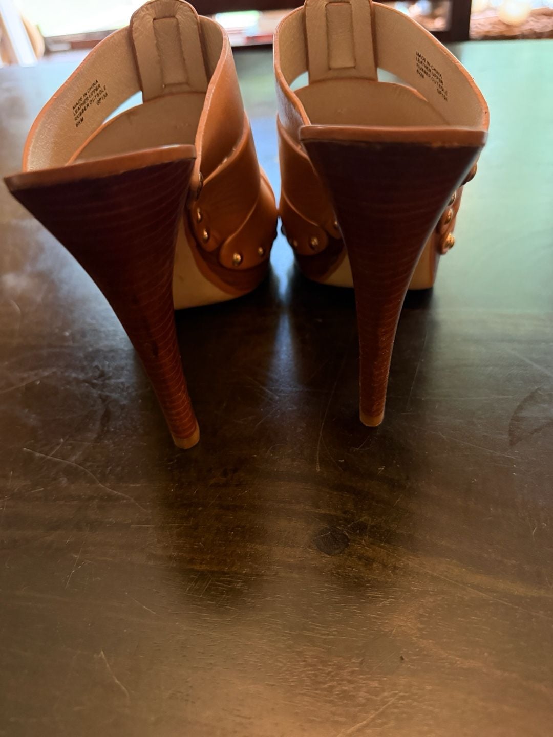 MICHAEL Michael Kors Somerly Leather Studded Mule Pump Peanut Brown Size 8.5M 10