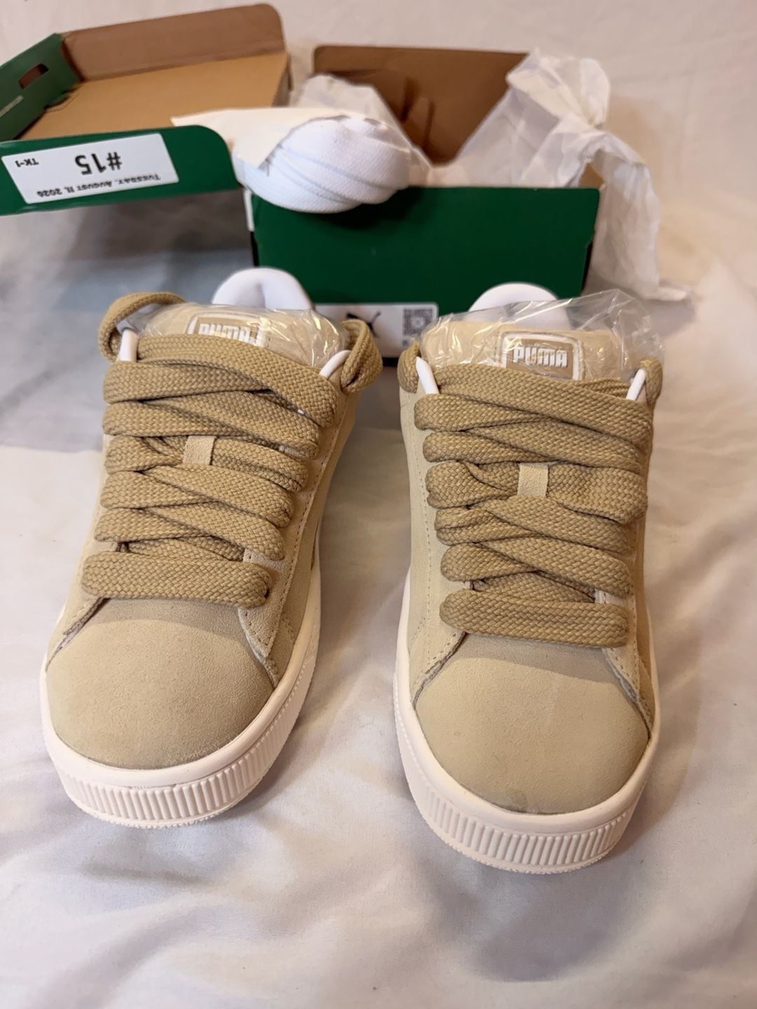 Puma Suede XL Putty-Warm White Womens Size 7.5 Shoes 4