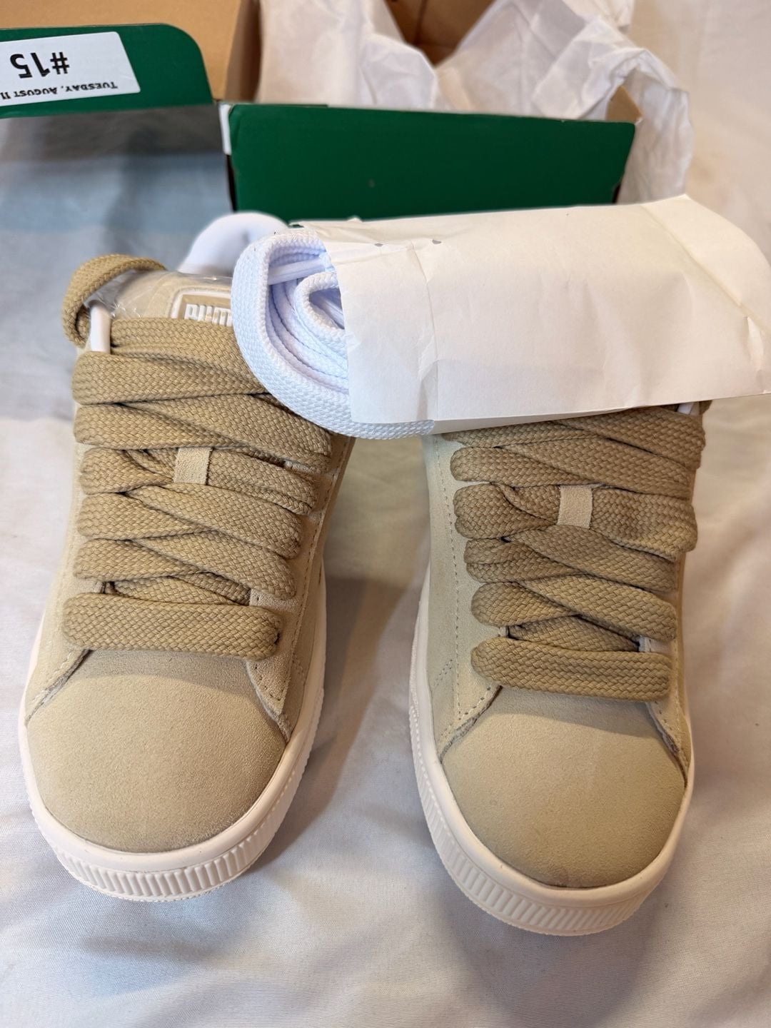 Puma Suede XL Putty-Warm White Womens Size 7.5 Shoes 5