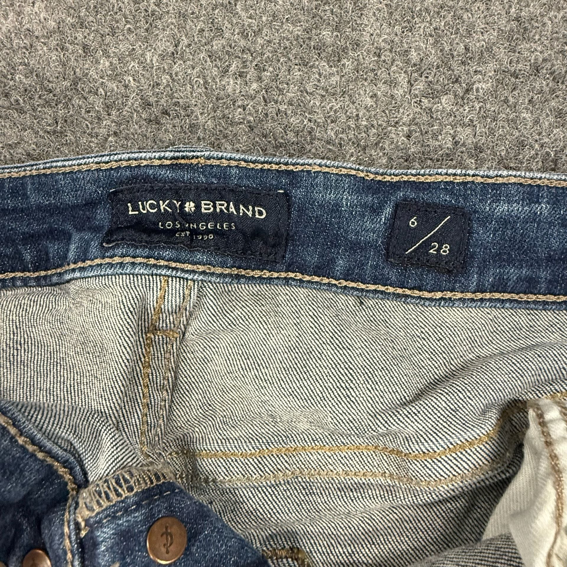 Lucky Brand Women's Blue Denim Button Fly Shorts Size 6/28 4