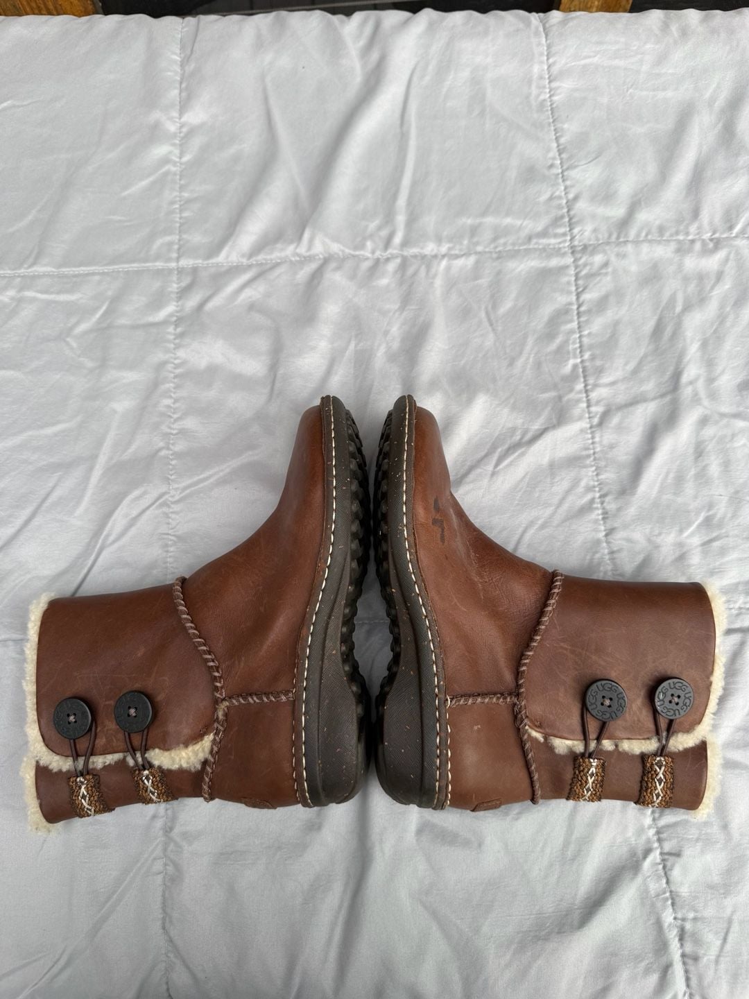 UGG Australia Lillie Womens Brown Leather Boots Sheepskin Lined Size 8 4