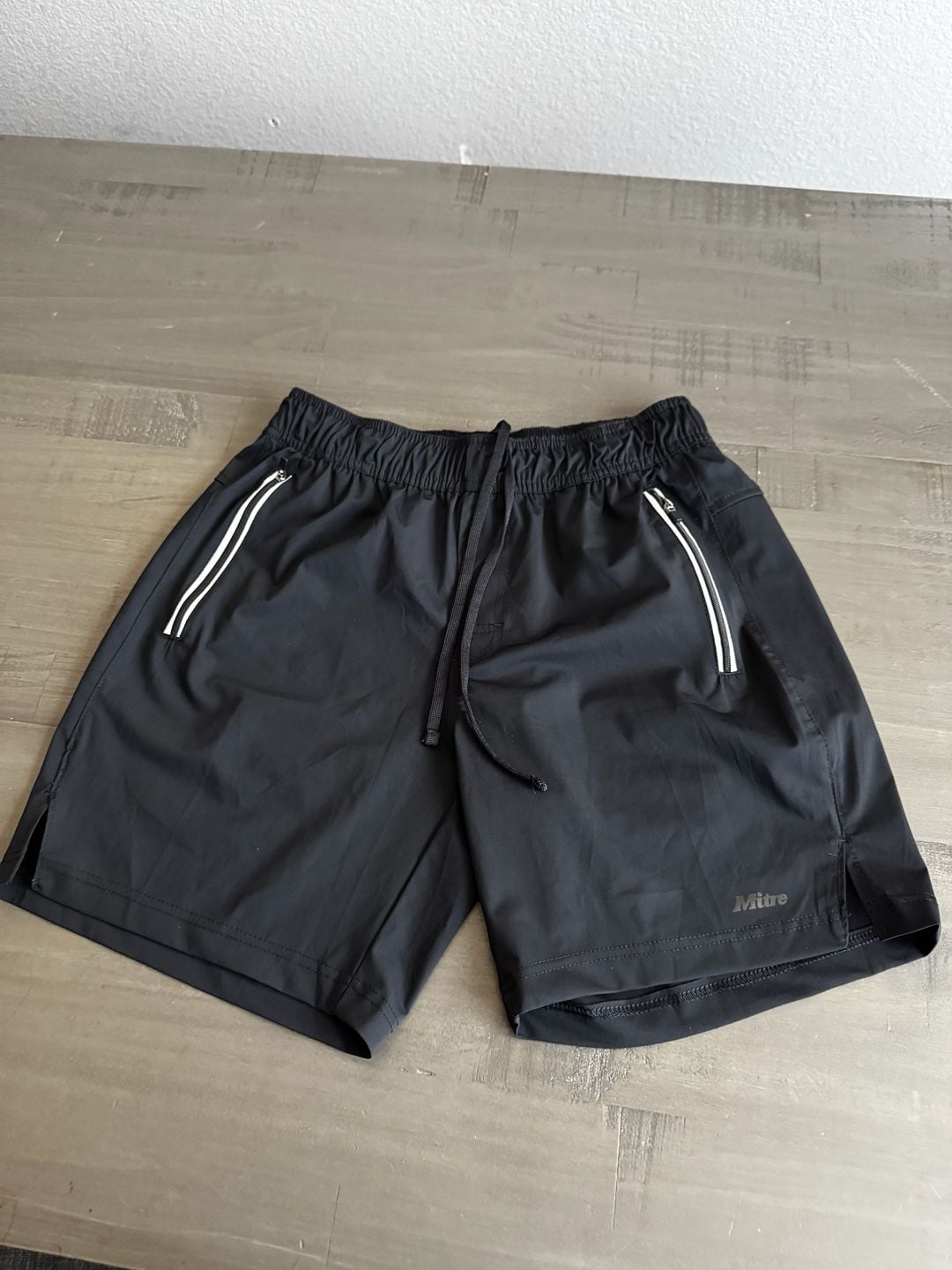 Mitre Men's Black Athletic Running Shorts with Zipper Pockets Size M 2