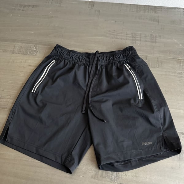 Mitre Men's Black Athletic Running Shorts with Zipper Pockets Size M