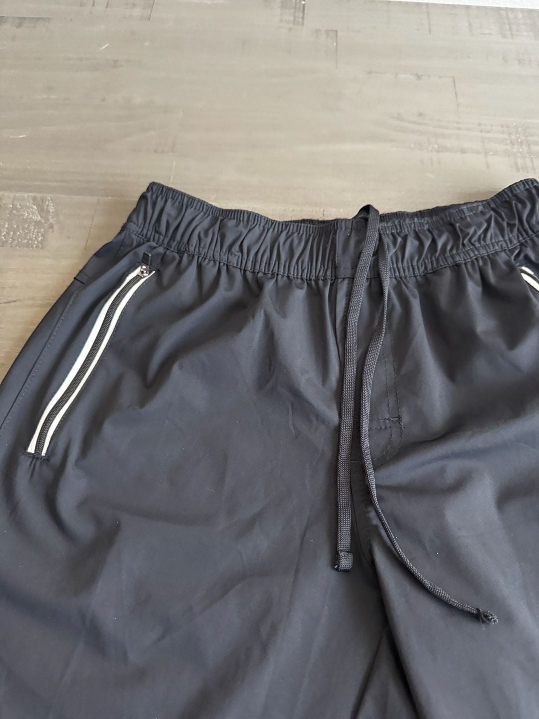 Mitre Men's Black Athletic Running Shorts with Zipper Pockets Size M 6