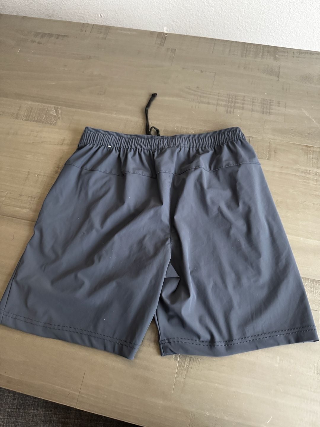 Element Active Men's Gray Athletic Workout Shorts with Zipper Pockets Size M 3