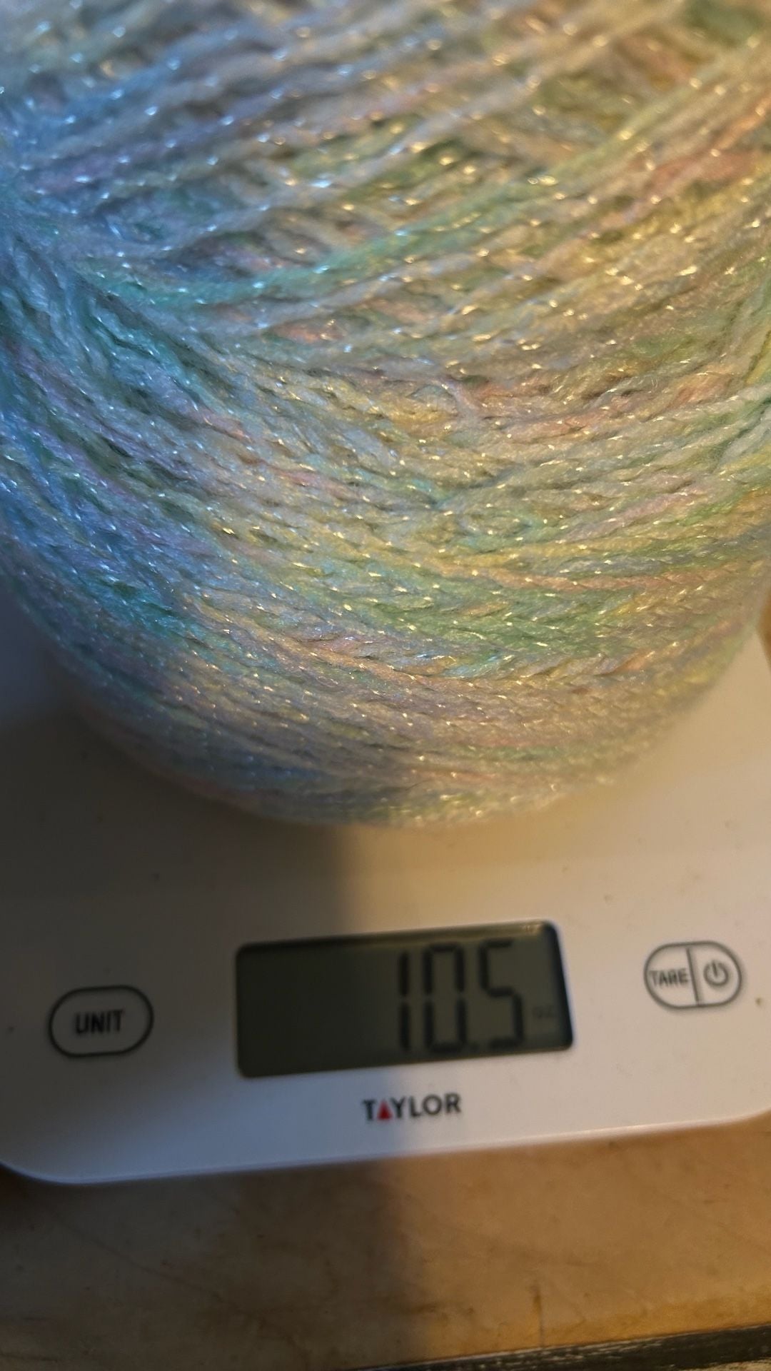 Pastel yarn with white 4
