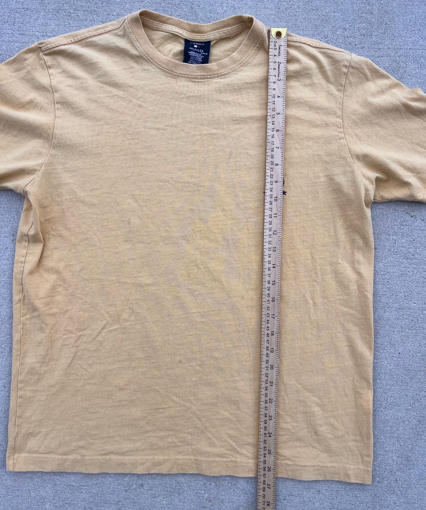 Vintage 90’s Tommy Hilfiger Embroidered Mustard Yellow T-Shirt Made in USA( M) 7