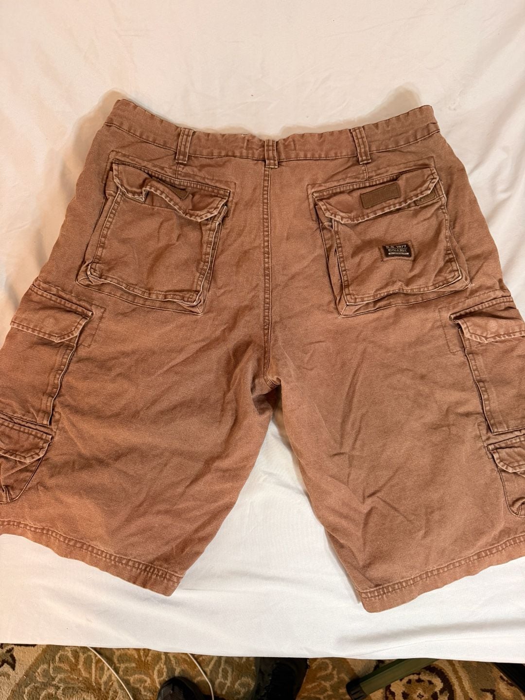 Bugle Boy Vintage 90s Dirt Brown Cargo Shorts Size 40 4