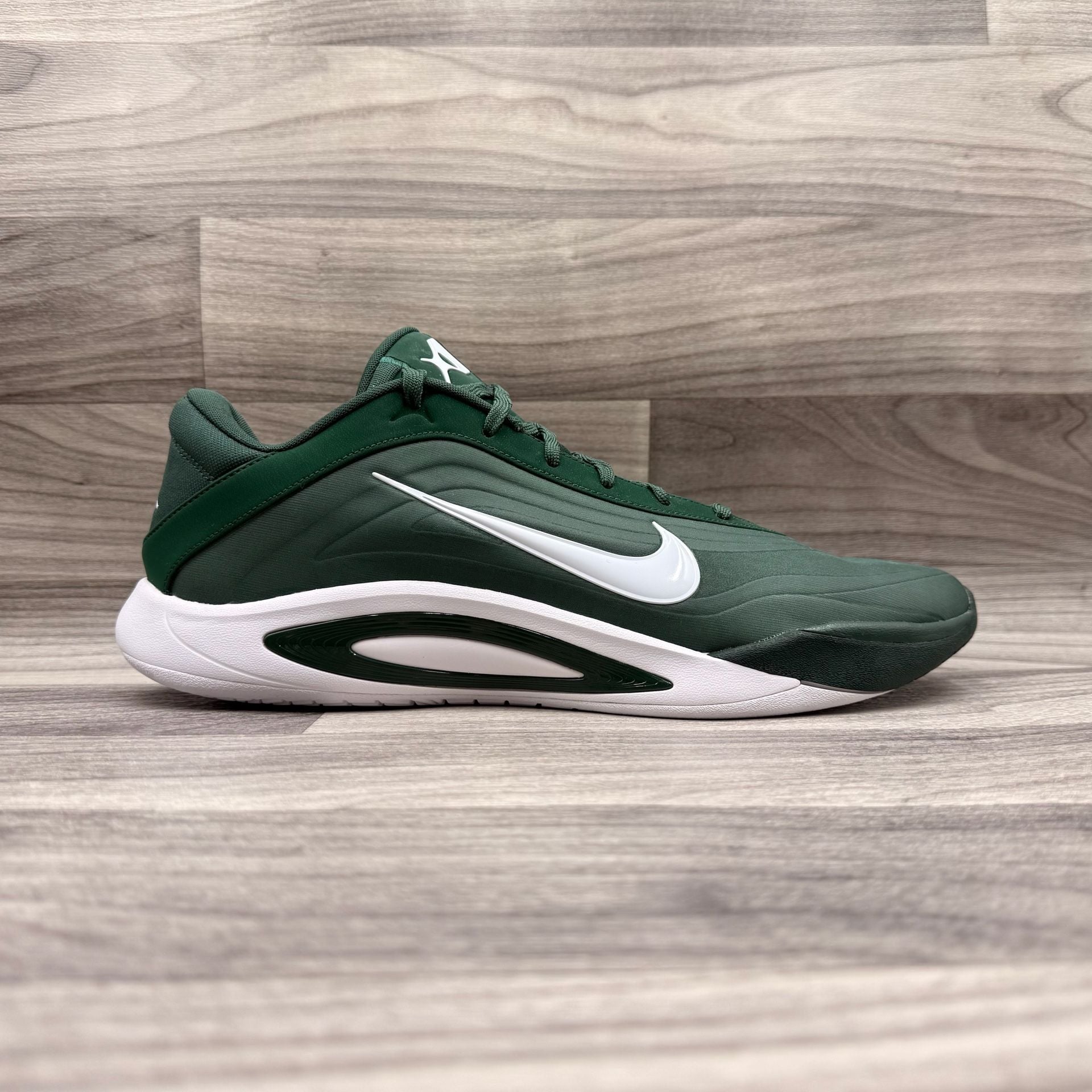 Nike A'One A'ja Wilson Green White TB IH5099-300 Men's Size 14 Women's 15.5 NWOT 14