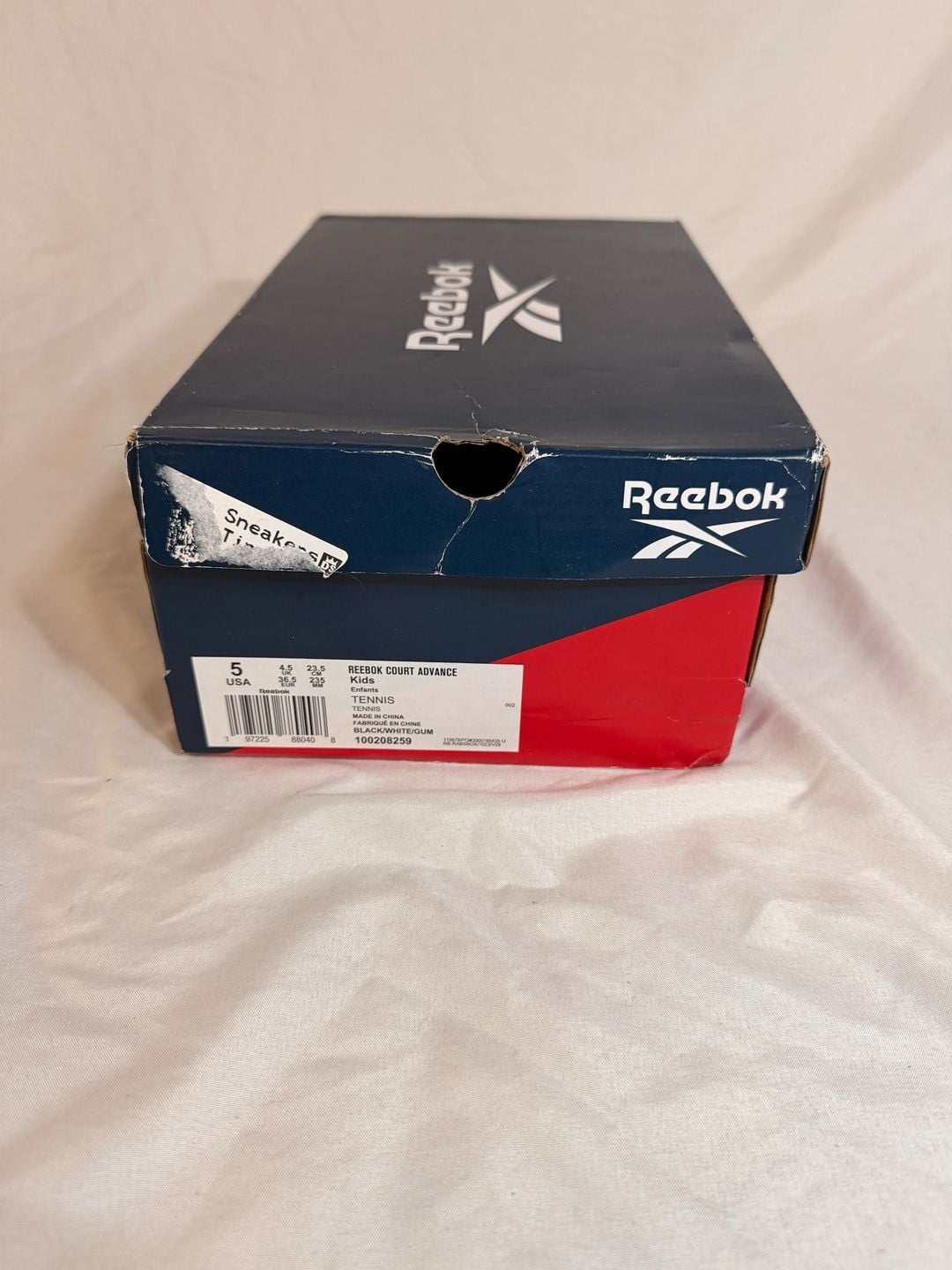 Reebok Court Advance Kids Sneakers Black White Gum Size 5 2