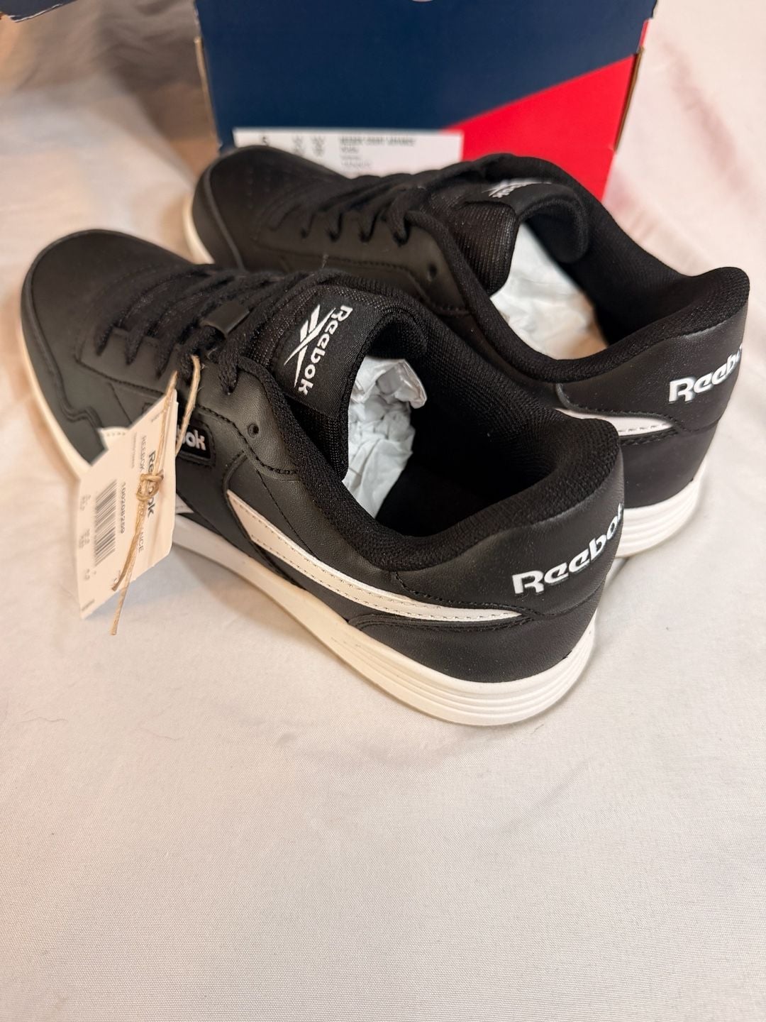 Reebok Court Advance Kids Sneakers Black White Gum Size 5 5
