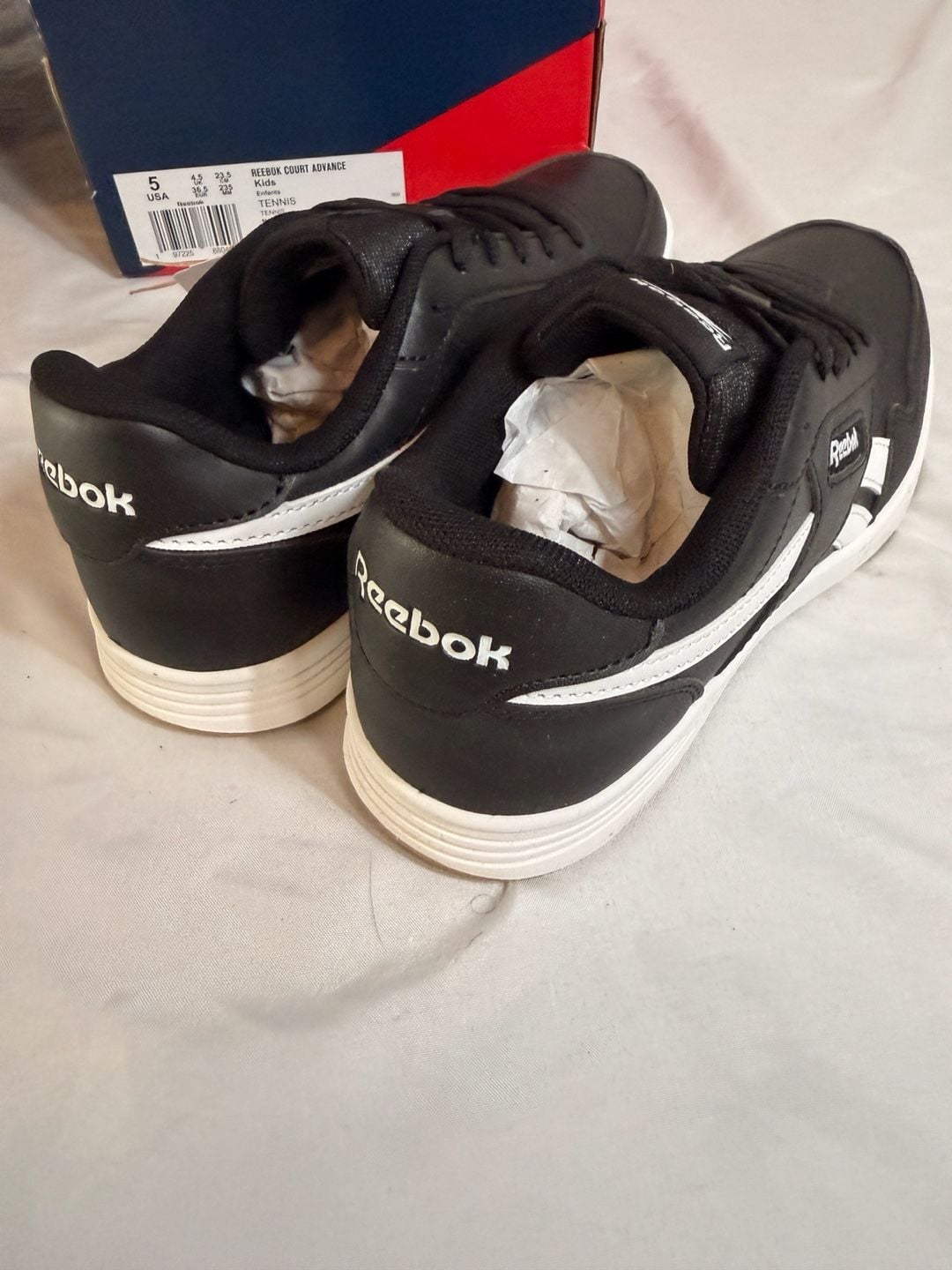 Reebok Court Advance Kids Sneakers Black White Gum Size 5 6