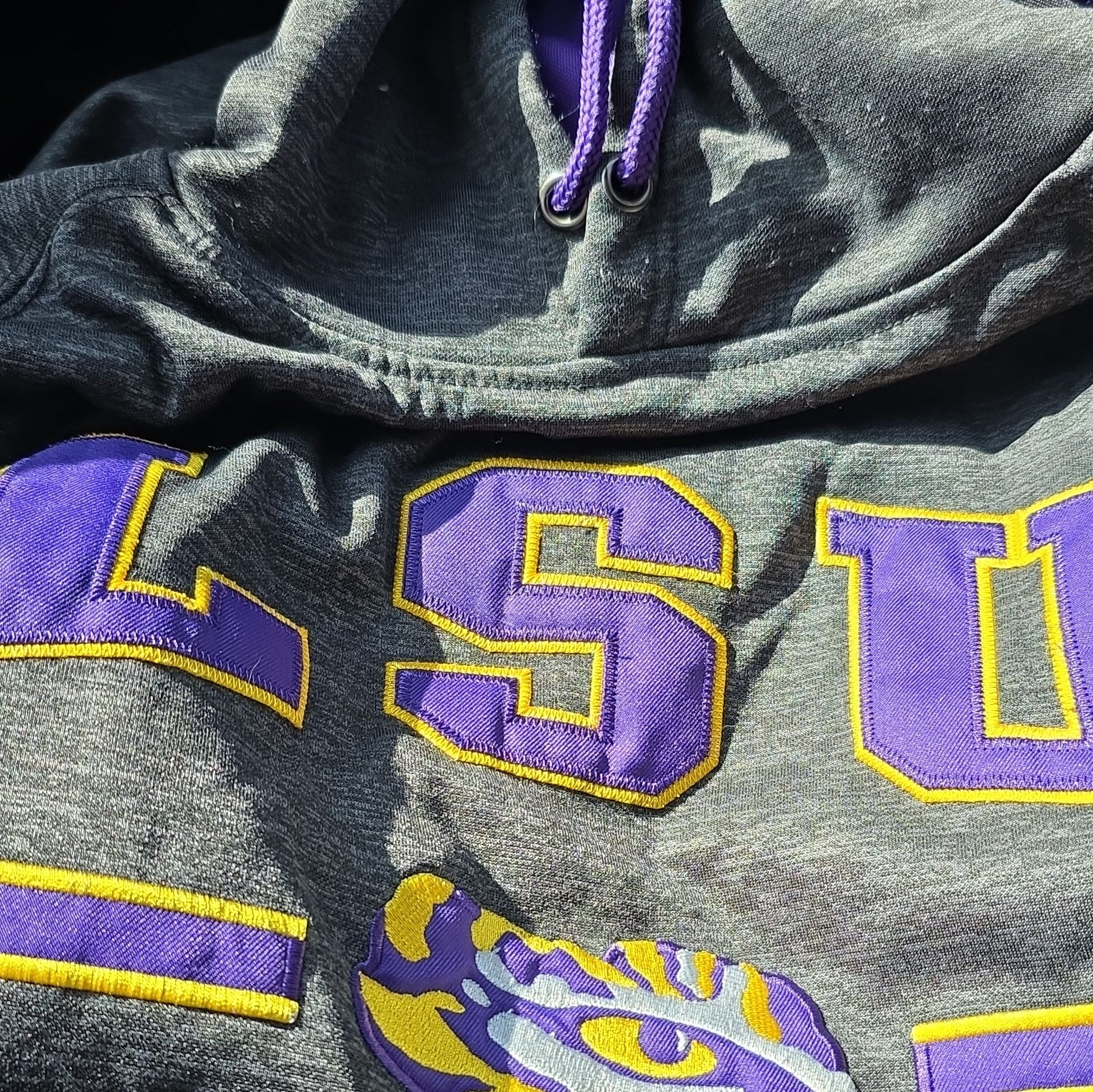 LSU Tigers Colosseum Charcoal Gray Hoodie Sweatshirt Size Medium 11