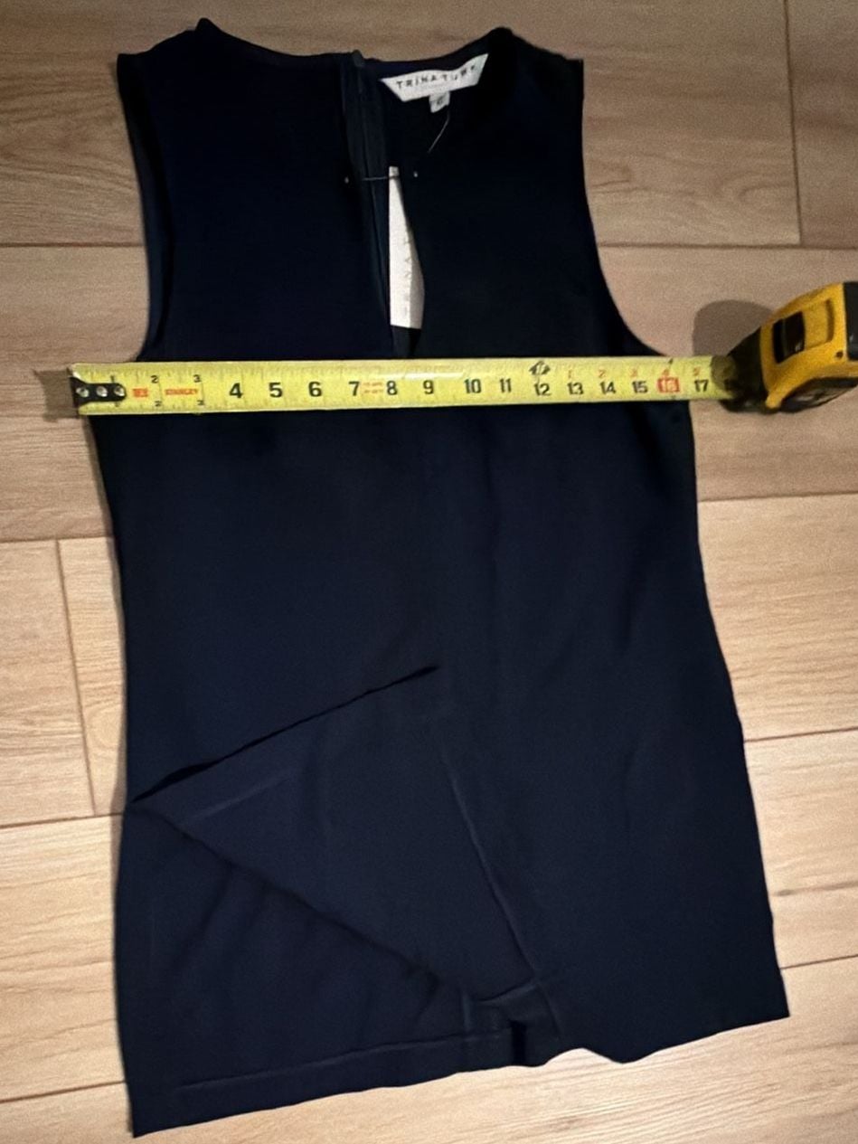 Trina Turk Navy Blue Split Neck Tank Top Blouse size 2 8
