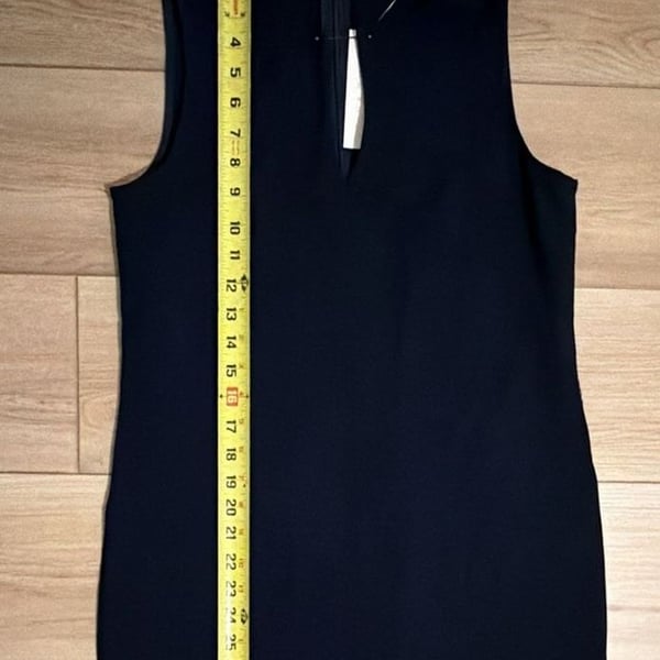 Trina Turk Navy Blue Split Neck Tank Top Blouse size 2
