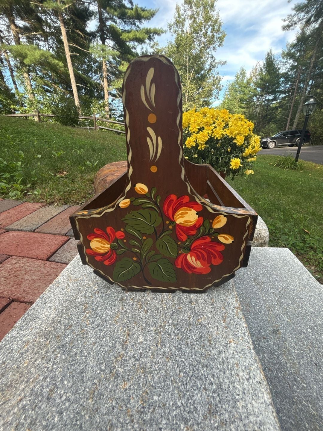 Vintage Hand Painted Wooden Folk Art Magazine Rack 5