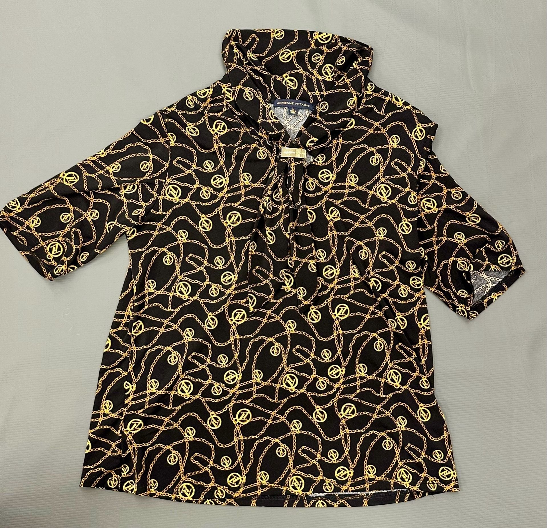 Adrienne Vittadini Black and Gold Chain Print Short Sleeve Scarf Neck Blouse Top 2