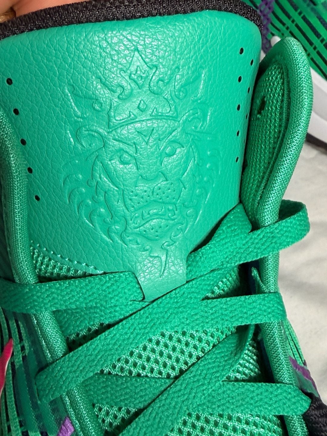 Nike LeBron Witness 6 Emerald Berry Basketball Shoes CZ4052-300 7