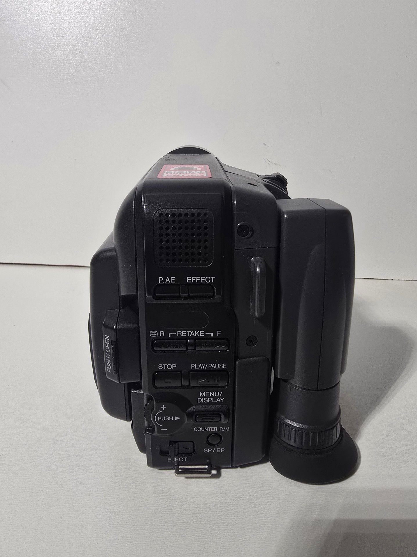 JVC GR-AXM225U Compact VHS Camcorder Video Camera Recorder 6