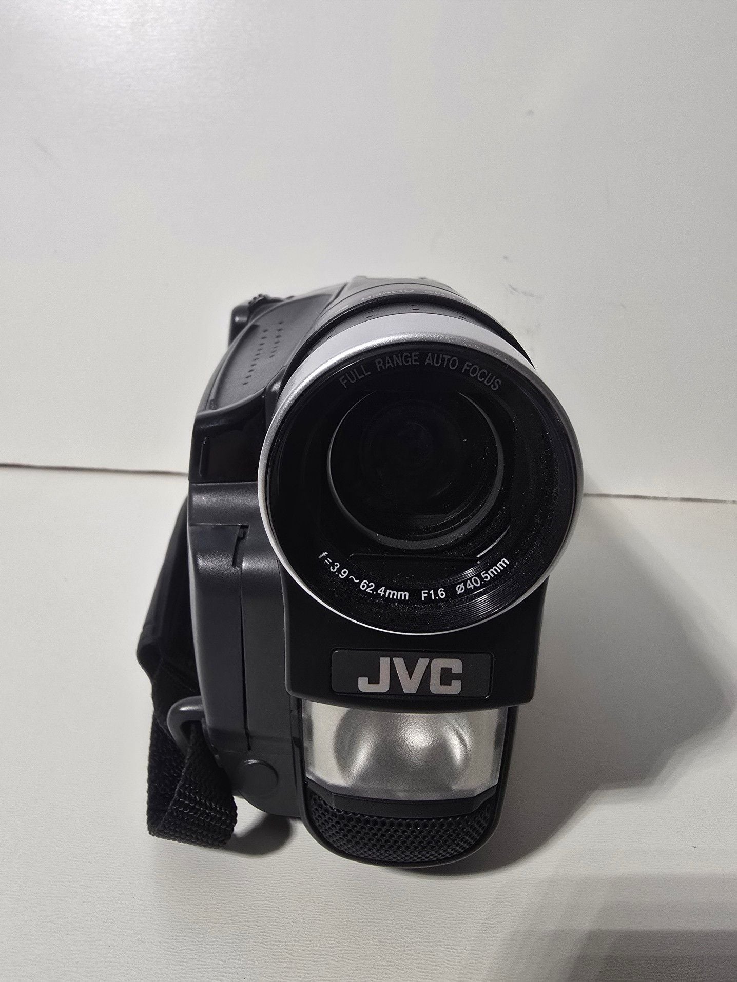JVC GR-AXM225U Compact VHS Camcorder Video Camera Recorder 7