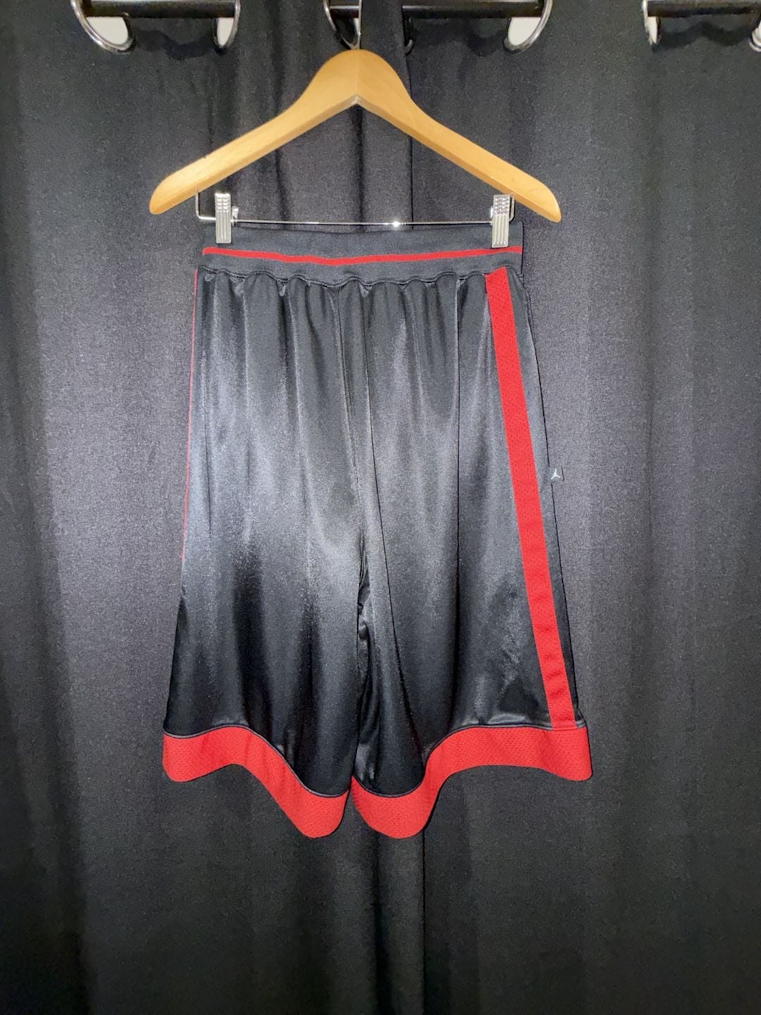 Jordan Franchise Shimmer Basketball Shorts Black Gym Red 3