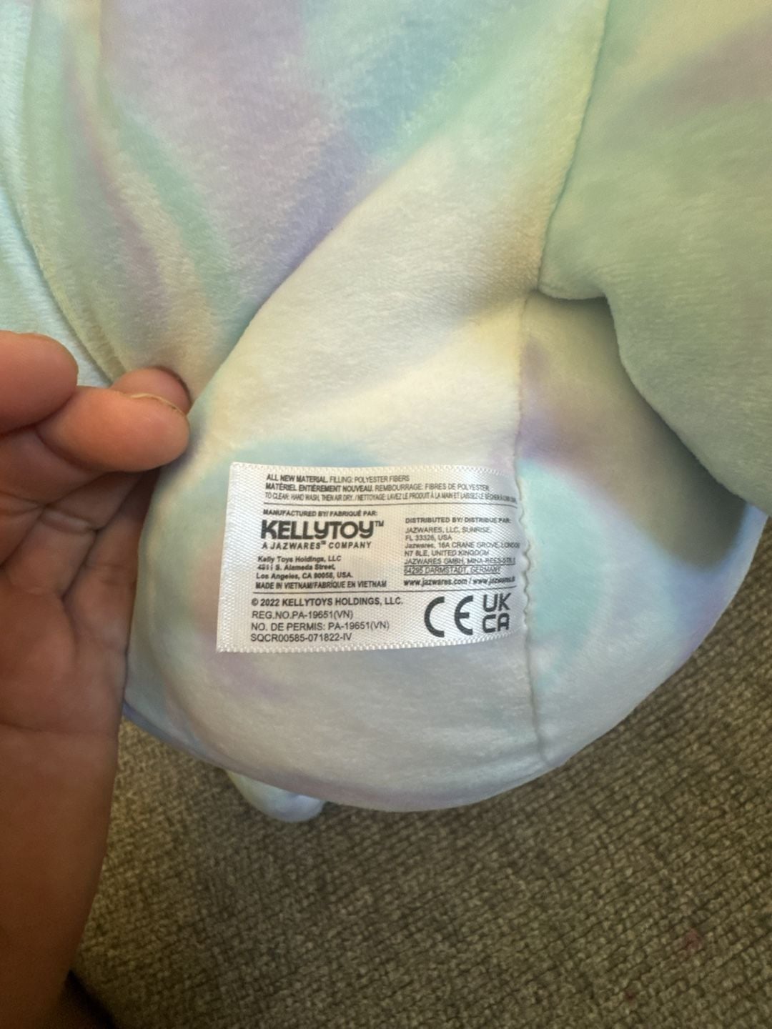 Squishmallows Laslow the Beluga Whale Tie-Dye Plush Stuffed Animal 4
