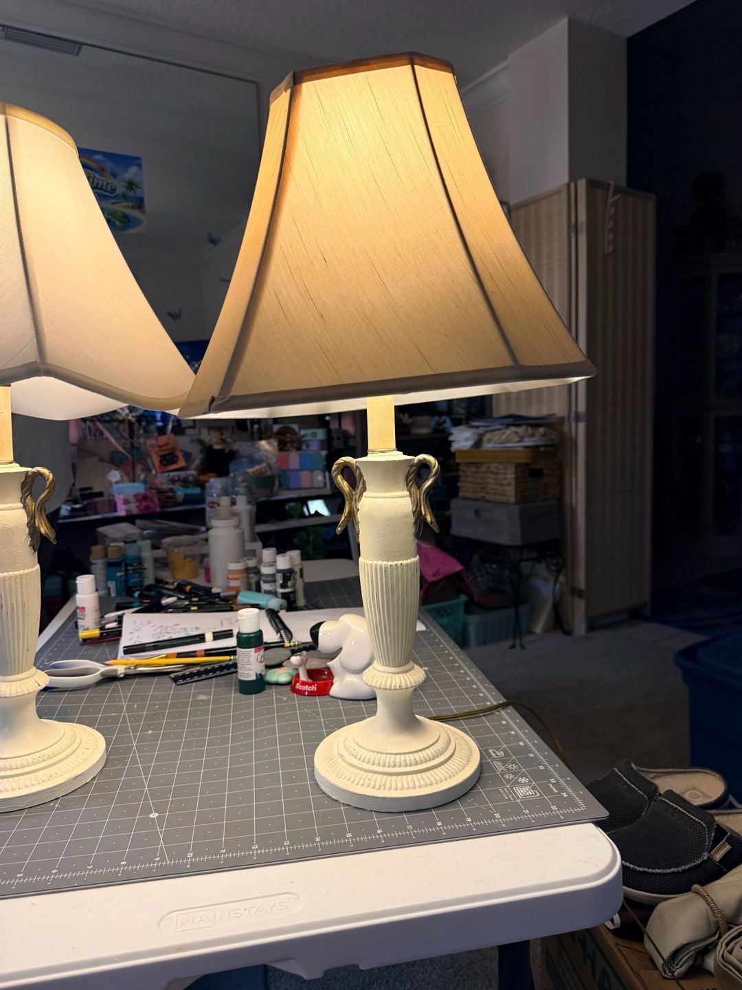 Vintage Neoclassical Urn Table Lamp with Gold Tone Accents and Pleated Shade 3