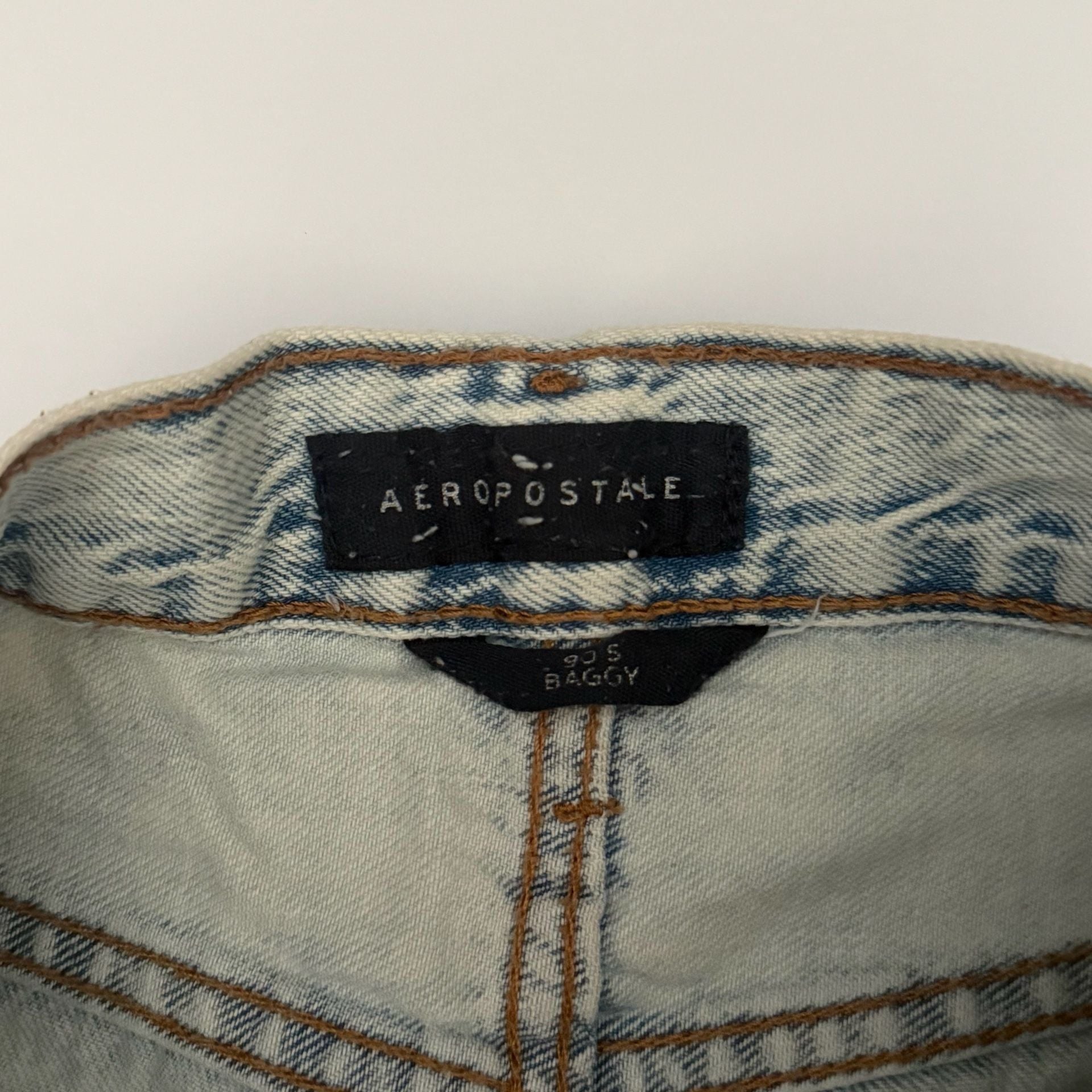 Aeropostale 90s Baggy Distressed Light Wash Denim Jeans 5