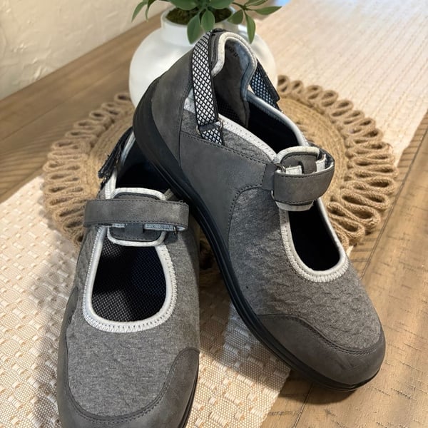 Drew Buttercup Mary Jane Sneaker Grey Combo