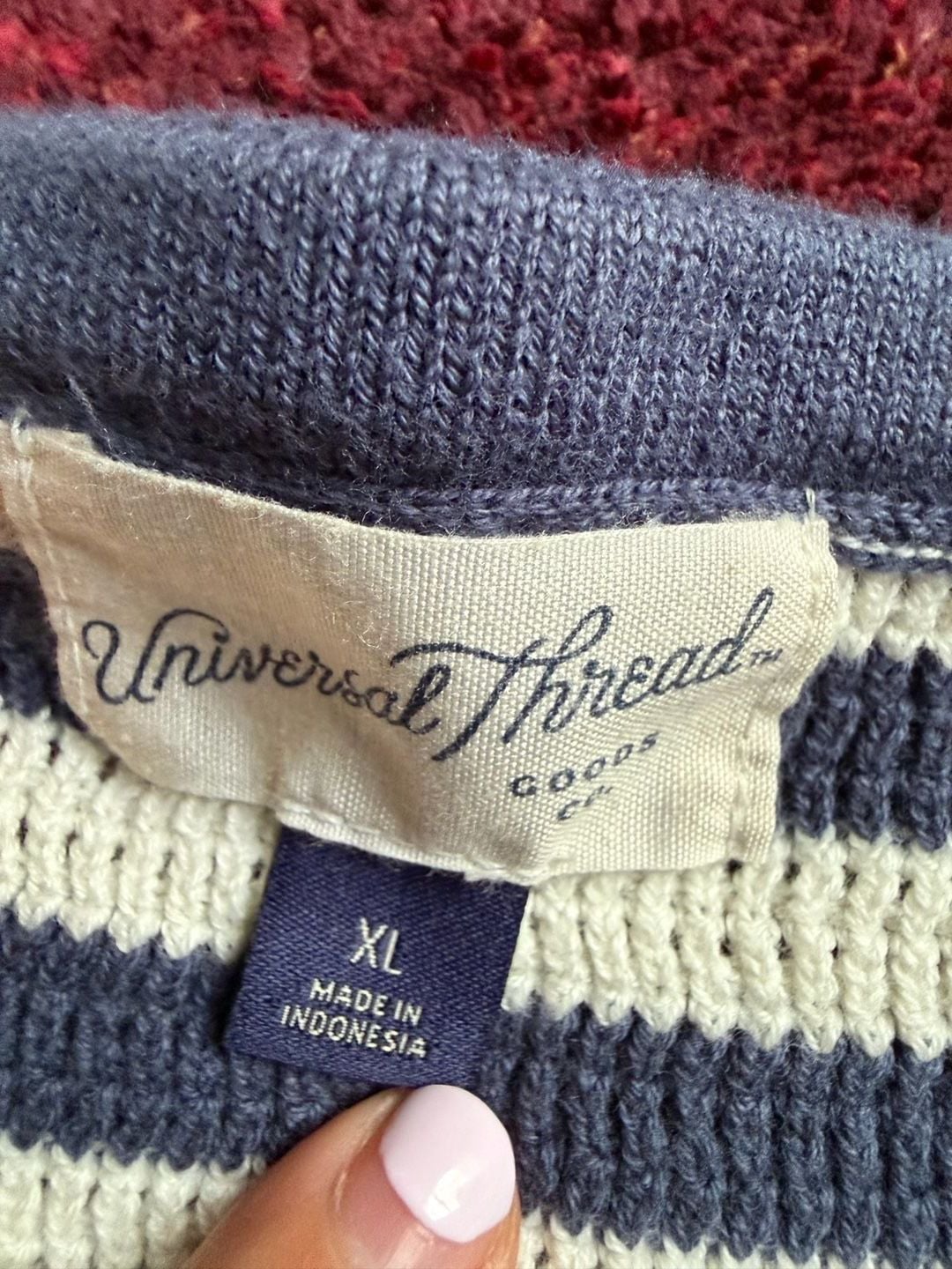 Universal Thread Women's Navy and White Striped Crocheted Tube Top Size XL 5