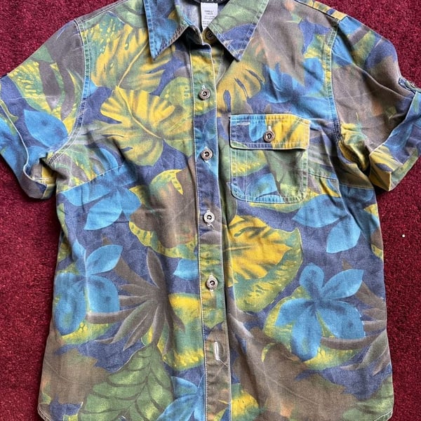 Sag Harbor Sport Tropical Leaf Camo Button-Up Shirt