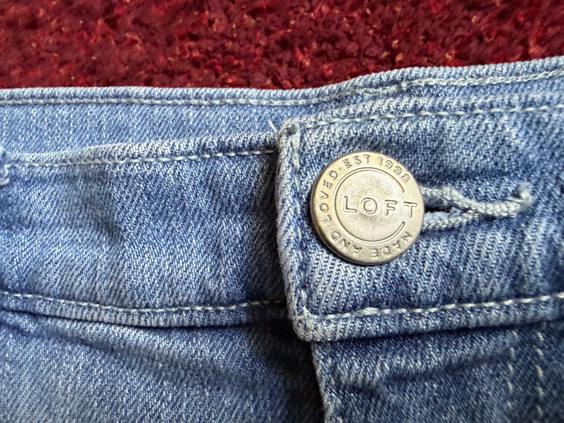 LOFT Made and Loved Embroidered Raw Hem Denim Shorts Size 8 6