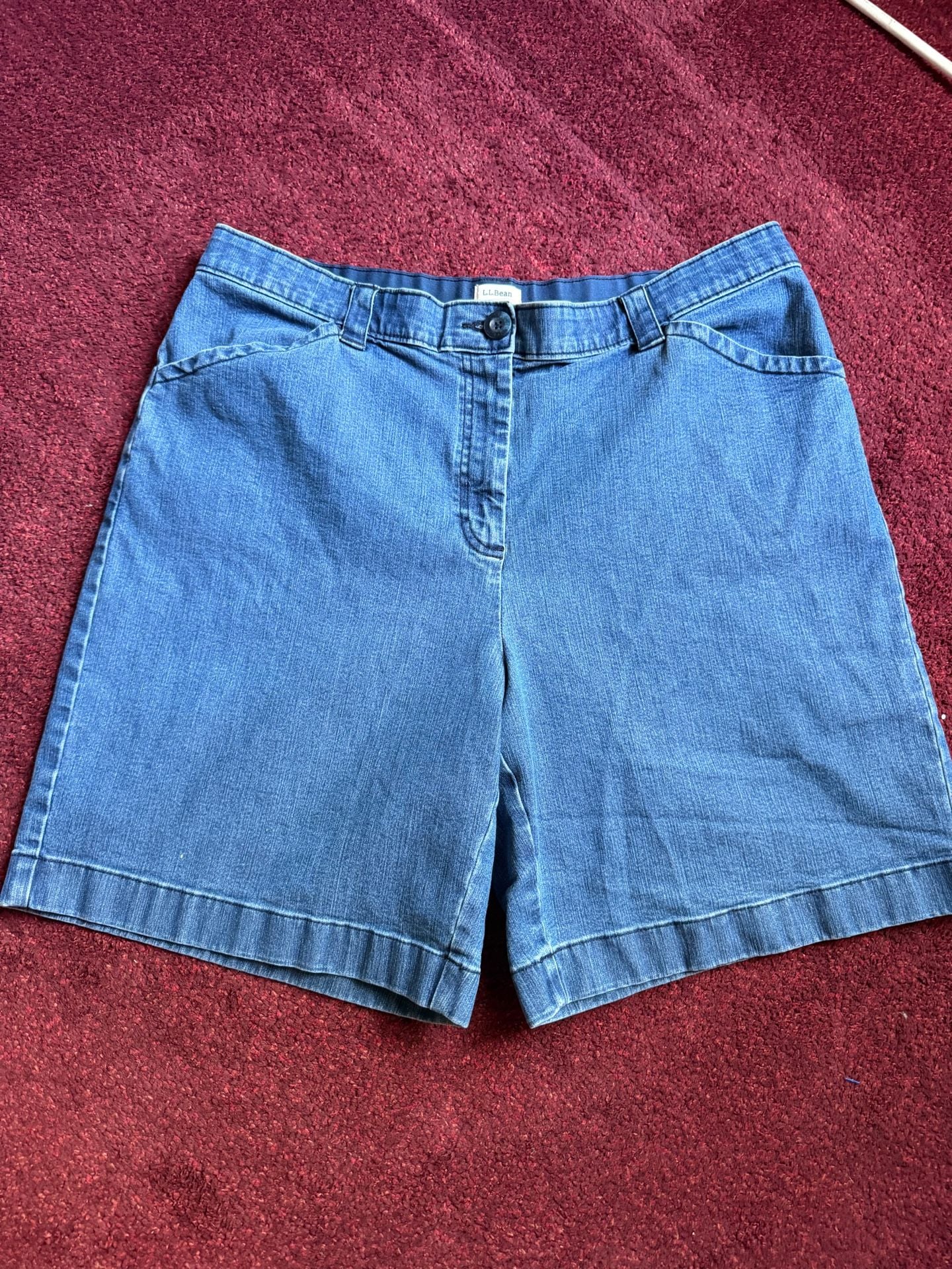 L.L. Bean Classic Fit Denim Shorts Women's Size 18 Blue Jean 2