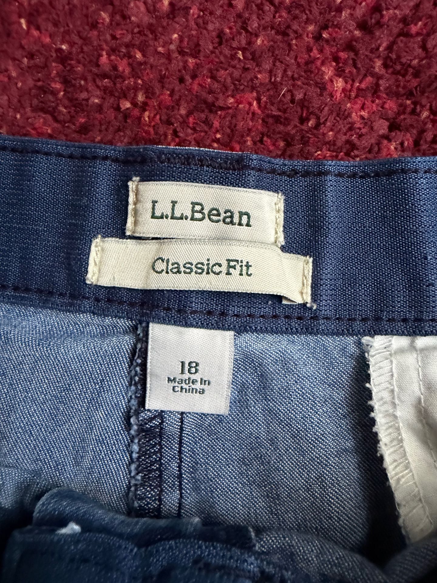 L.L. Bean Classic Fit Denim Shorts Women's Size 18 Blue Jean 4