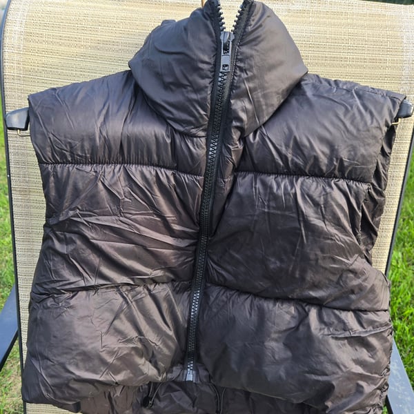 Unbranded Black Zip Up Puffer Vest Size M