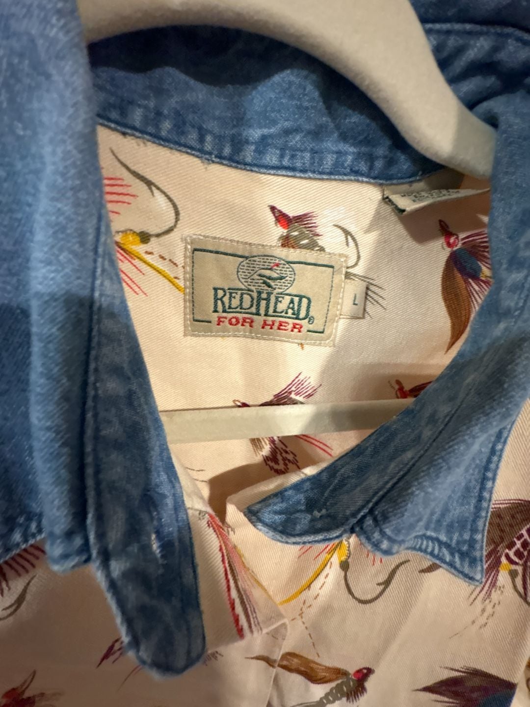 RedHead For Her Vintage Fishing Fly Print Sleeveless Button-Down Shirt 3