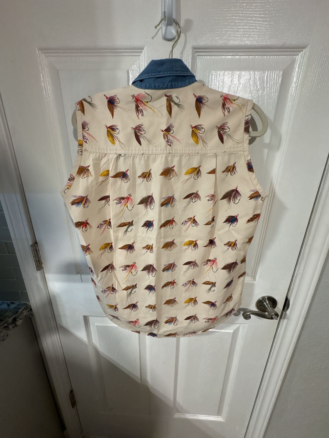 RedHead For Her Vintage Fishing Fly Print Sleeveless Button-Down Shirt 5