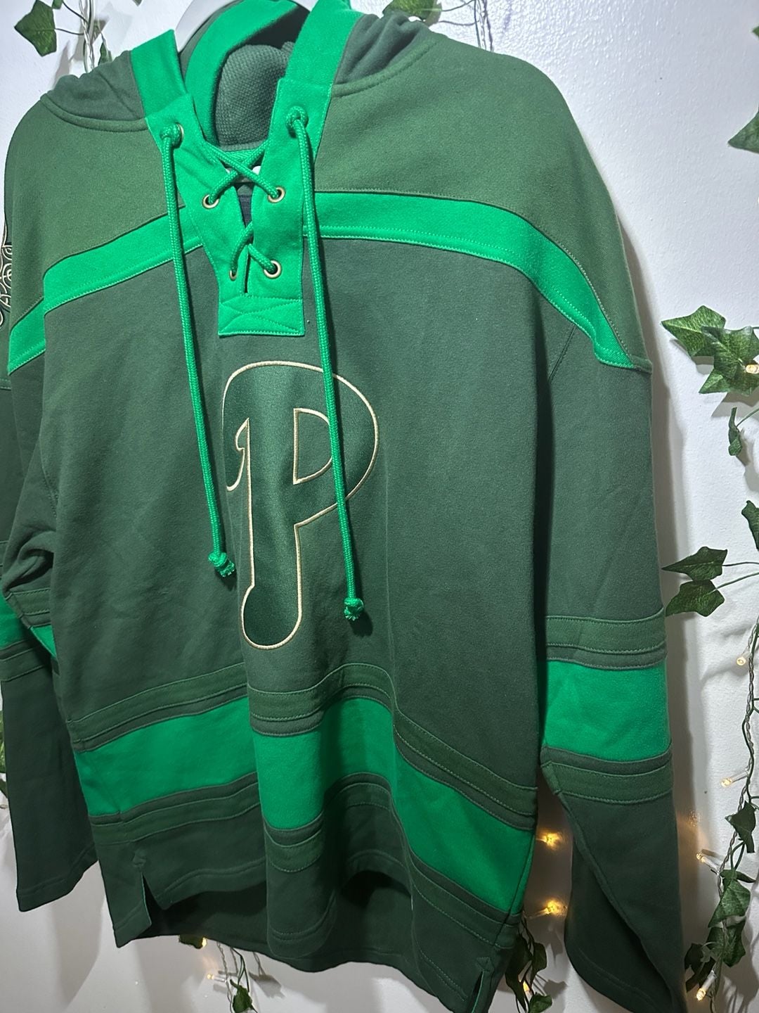 '47 Brand Philadelphia Phillies St. Patrick's Day McLucky Superior Lace-Up Hoodie 3