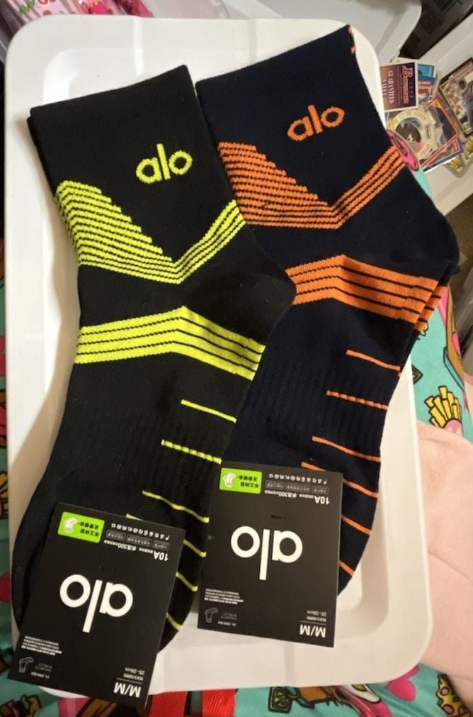 Alo Yoga Men's Crew Athletic Socks 2-Pack Black/Neon Yellow and Navy/Orange 1