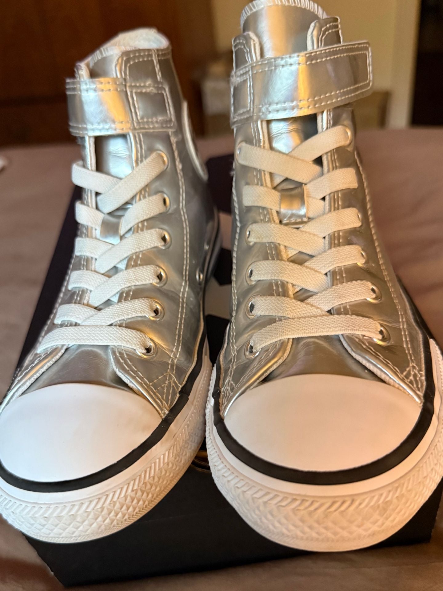 Converse Kids' Chuck Taylor All-Star Metallic Silver High Top Shoes 4